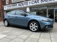 VOLVO V40 CROSS COUNTRY